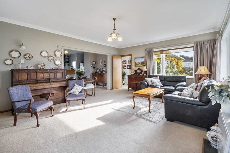 Photo of property in 5 Epsom Road, Hokowhitu, Palmerston North, 4410