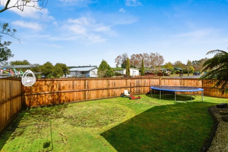 Photo of property in 1 Marcasite Place, Pukehangi, Rotorua, 3015