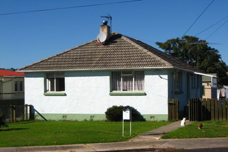 Photo of property in 1 Ross Street, Mosgiel, 9024