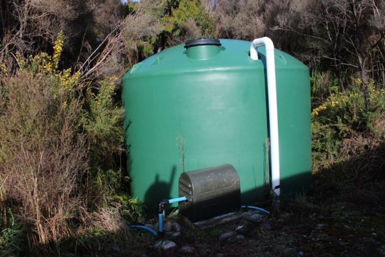 Photo of property in 2 Munro Place, Kumara Junction, Hokitika, 7882