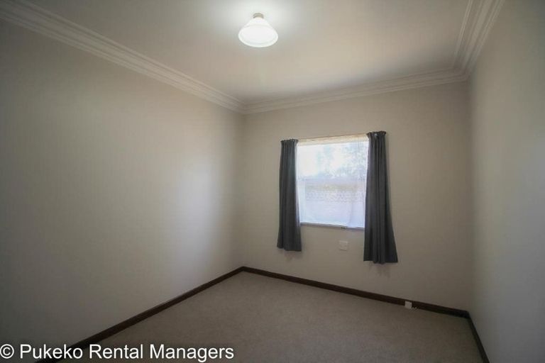 Photo of property in 4 Kenderdine Road, Papatoetoe, Auckland, 2025