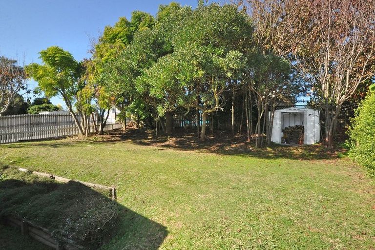 Photo of property in 55 Riverside Drive, Waiuku, 2123