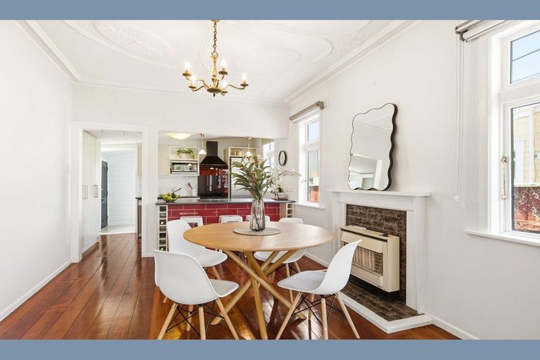 Photo of property in 26 Byron Street, Miramar, Wellington, 6022