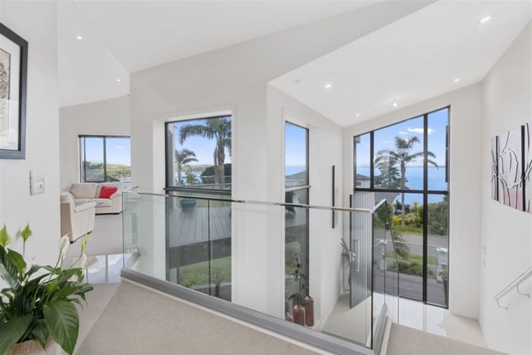 Photo of property in 7 Pacific Cliffs Drive, Gulf Harbour, Whangaparaoa, 0930