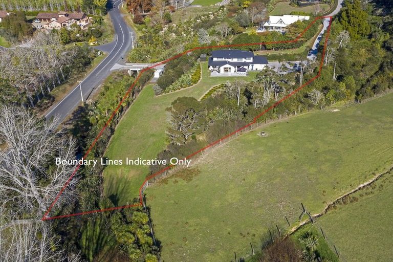 Photo of property in 23 Brownhill Road, Whitford, Manurewa, 2576