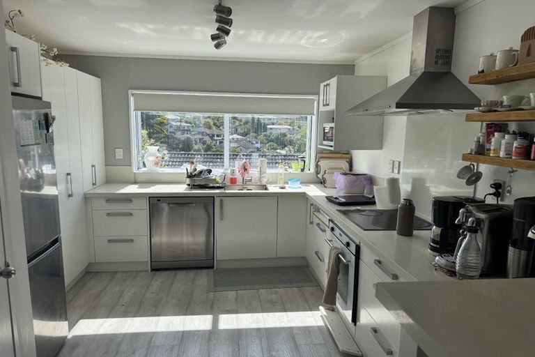 Photo of property in 2/63 Langana Avenue, Browns Bay, Auckland, 0630