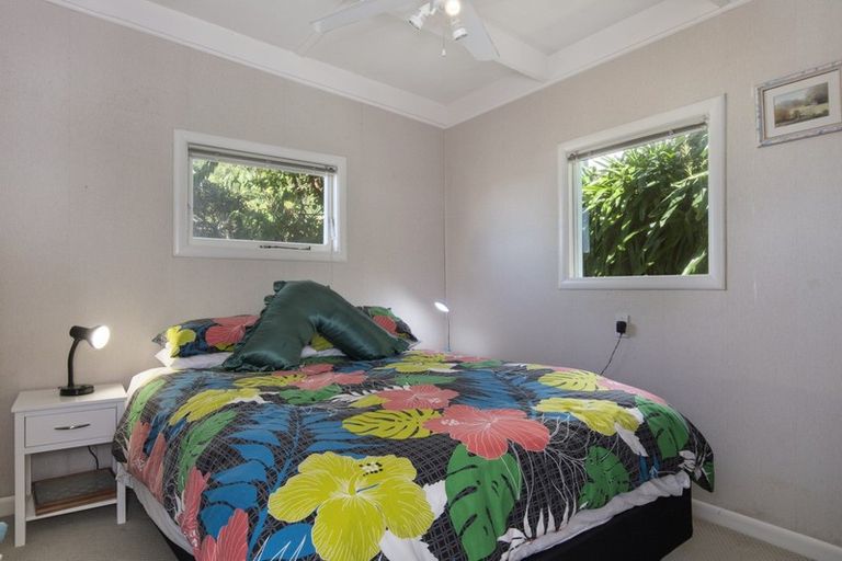 Photo of property in 25 Harbour View Road, Omokoroa, 3114