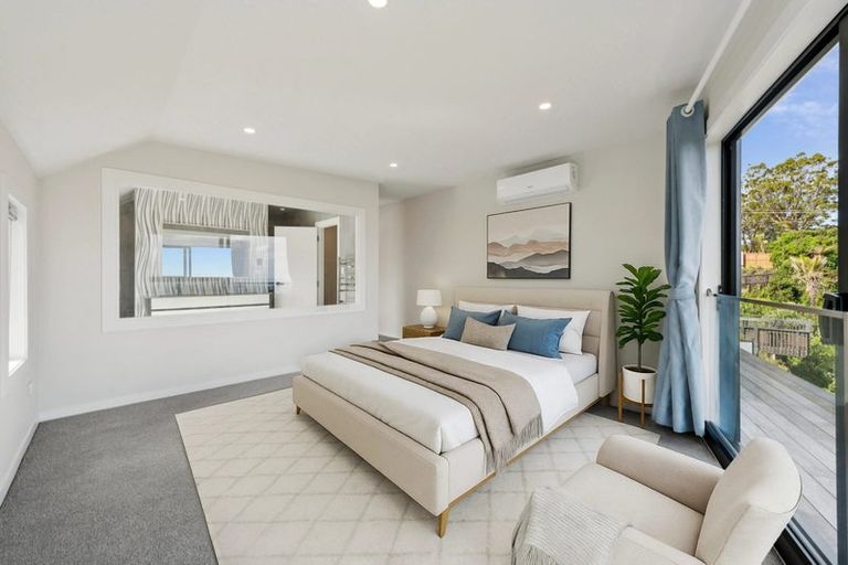 Photo of property in 645-649 South Titirangi Road, Titirangi, Auckland, 0604