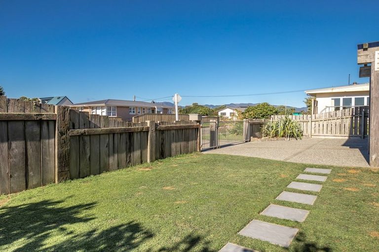 Photo of property in 4 Kupe Street, Carters Beach, Westport, 7825