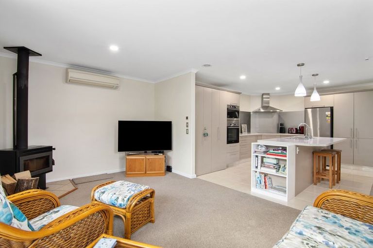 Photo of property in 9 Genia Drive, Wakefield, 7025