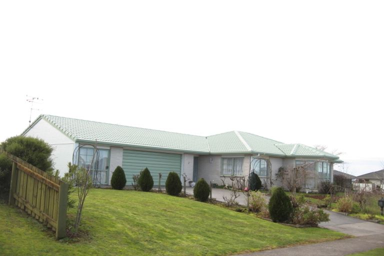 Photo of property in 2 Lochinver Drive, Nawton, Hamilton, 3200