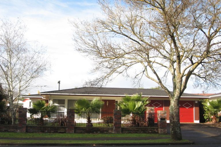 Photo of property in 62 Ray Small Drive, Pahurehure, Papakura, 2113