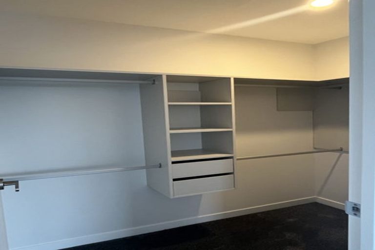 Photo of property in 1 Boys Place, Pakuranga Heights, Auckland, 2010