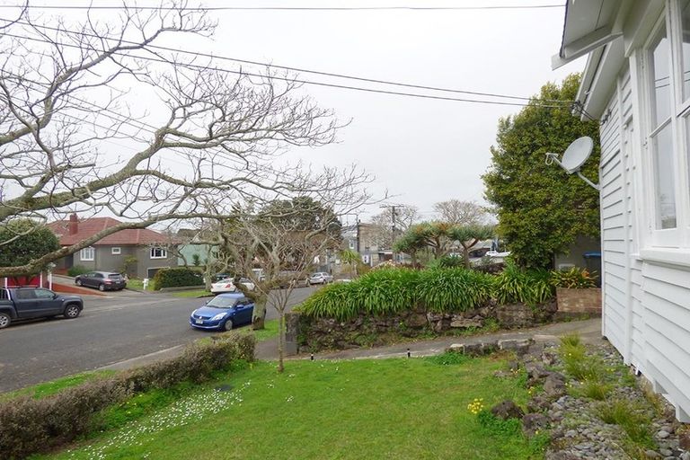Photo of property in 83 Calgary Street, Mount Eden, Auckland, 1041