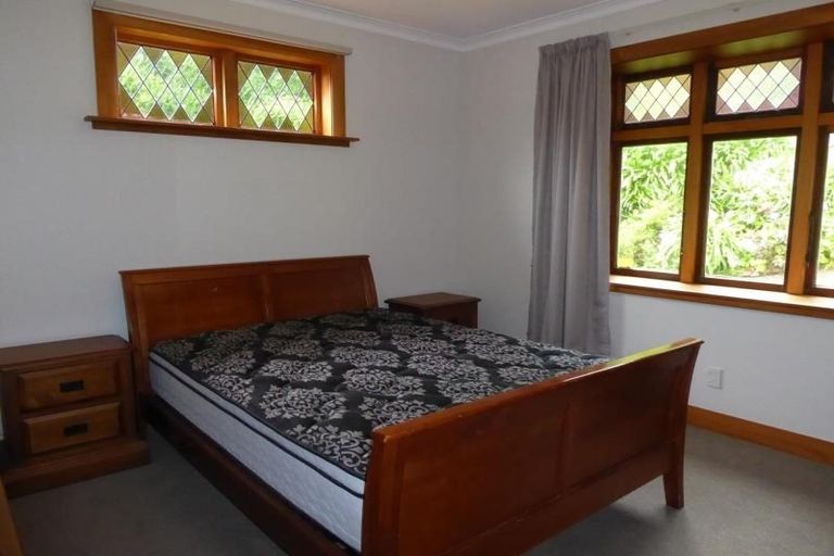 Photo of property in 53 Nevay Road, Miramar, Wellington, 6022