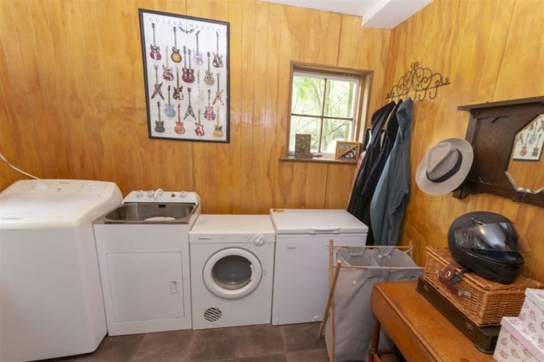 Photo of property in 2175 Main Road North, Sefton, Amberley, 7481