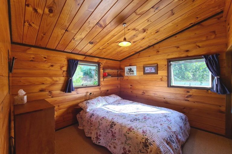 Photo of property in 2475 Wyuna Bay Road, Wyuna Bay, Coromandel, 3581