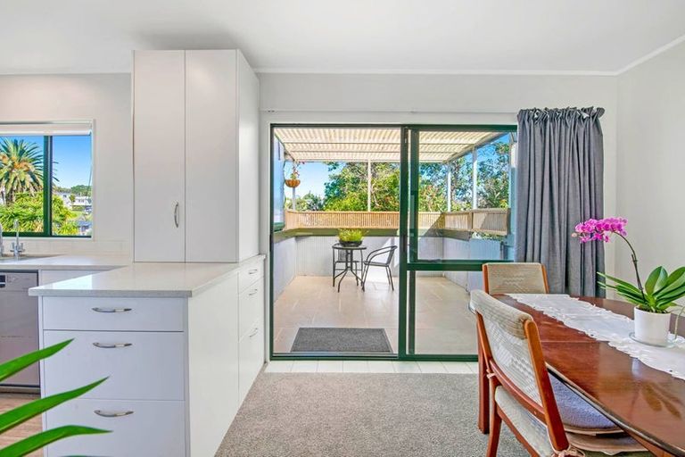 Photo of property in 28d Zealandia Road, Manly, Whangaparaoa, 0930