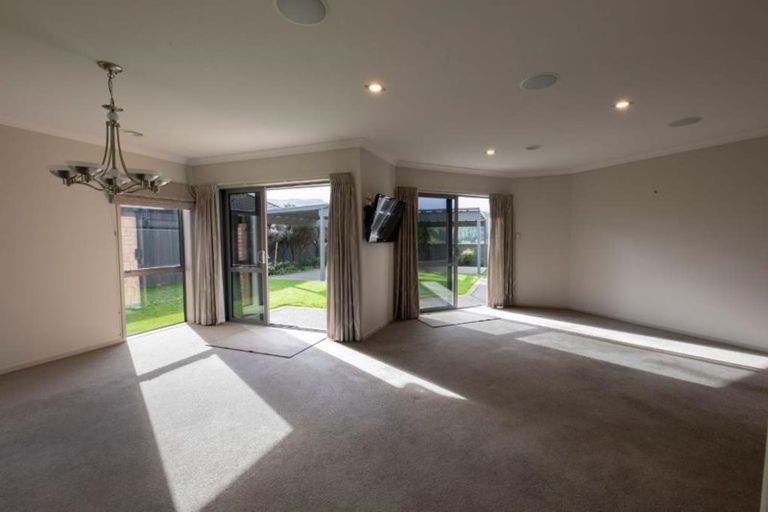 Photo of property in 119 Kirton Drive, Riverstone Terraces, Upper Hutt, 5018