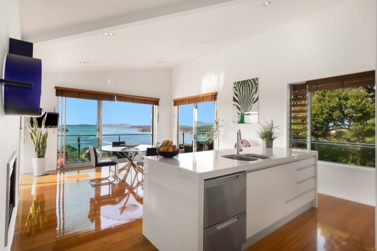 Photo of property in 22 Point Veronica Drive, Opua, 0200