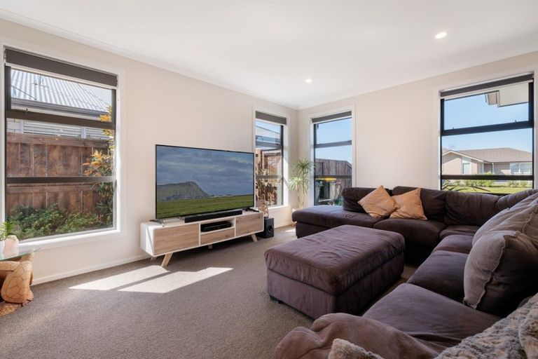 Photo of property in 3 Te Kio Crescent, Papamoa Beach, Papamoa, 3118