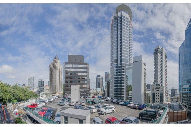 Photo of property in Waldorf Bankside Apartments, 4e/8 Bankside Street, Auckland Central, Auckland, 1010