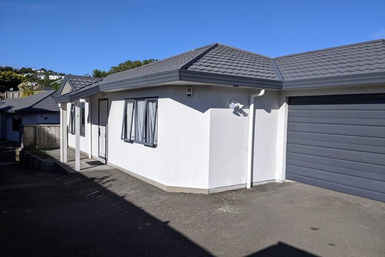 Photo of property in 1b Pollen Street, Johnsonville, Wellington, 6037