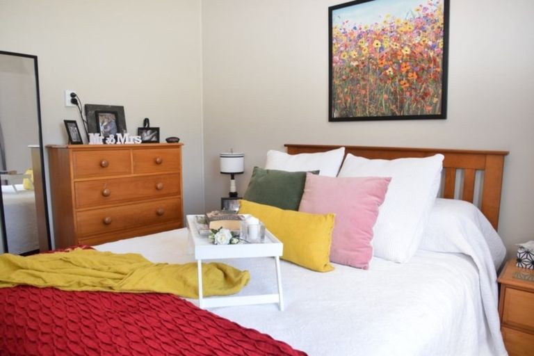 Photo of property in 2 Derby Street, Woodend, Invercargill, 9877