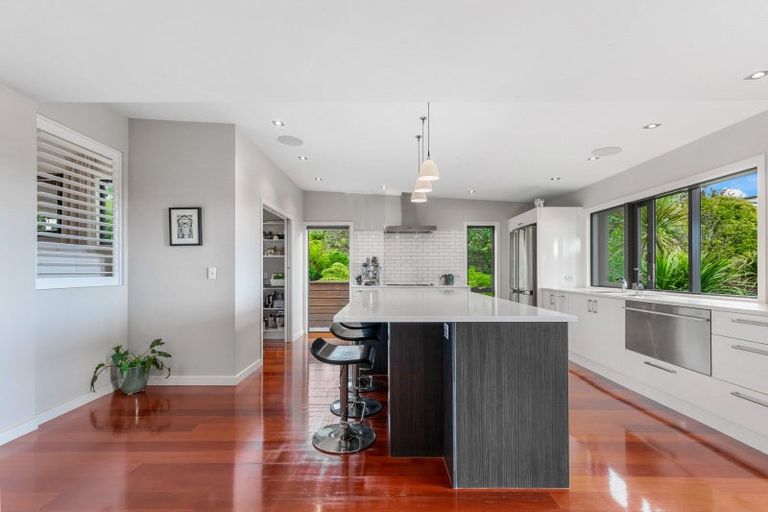 Photo of property in 433 East Coast Road, Mairangi Bay, Auckland, 0630