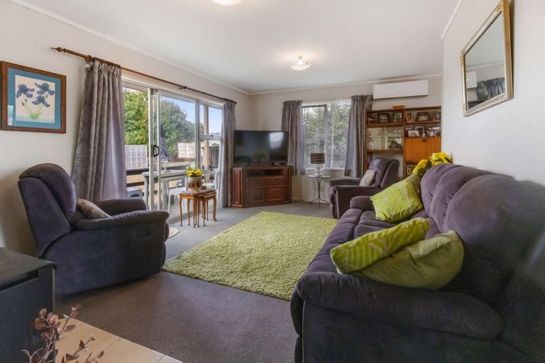 Photo of property in 21b Pohutukawa Drive, Owhata, Rotorua, 3010