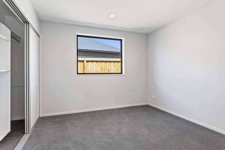 Photo of property in 21 Croydon Street, Woodend, 7610
