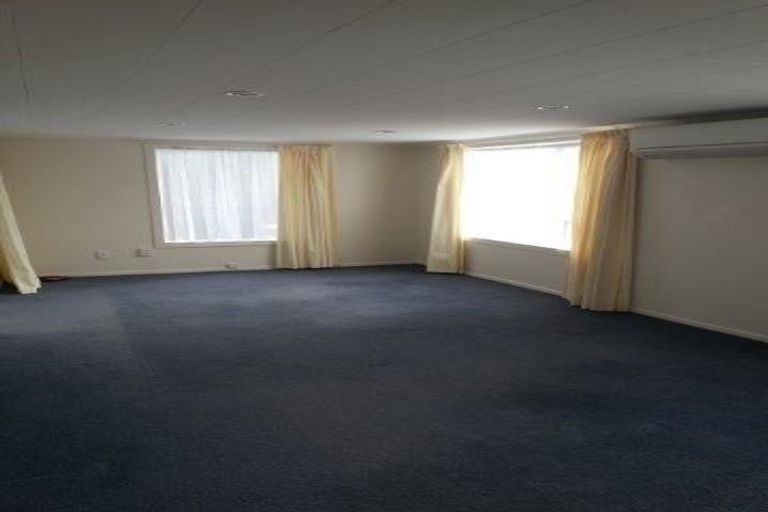 Photo of property in 201 Avonhead Road, Avonhead, Christchurch, 8042