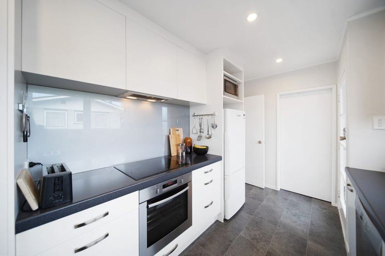 Photo of property in 71 Walworth Avenue, Pakuranga Heights, Auckland, 2010