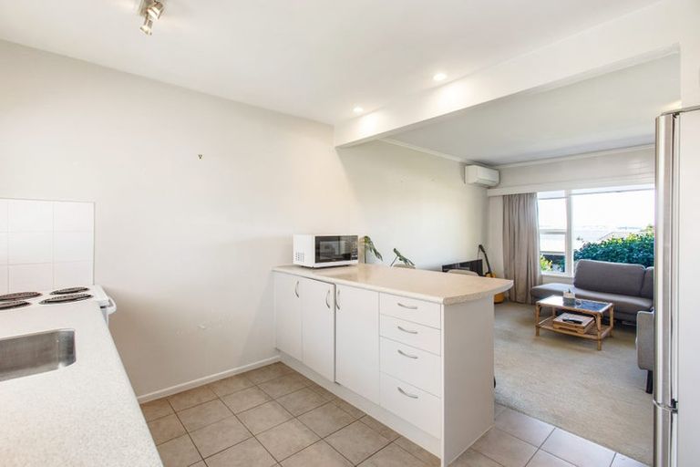 Photo of property in 2/84 Jutland Road, Hauraki, Auckland, 0622