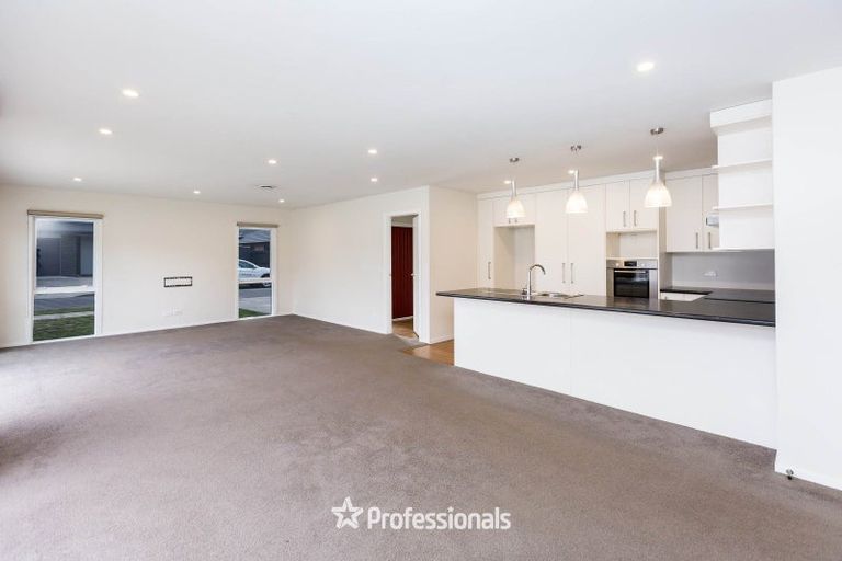 Photo of property in 3 Poulson Grove, Trentham, Upper Hutt, 5018