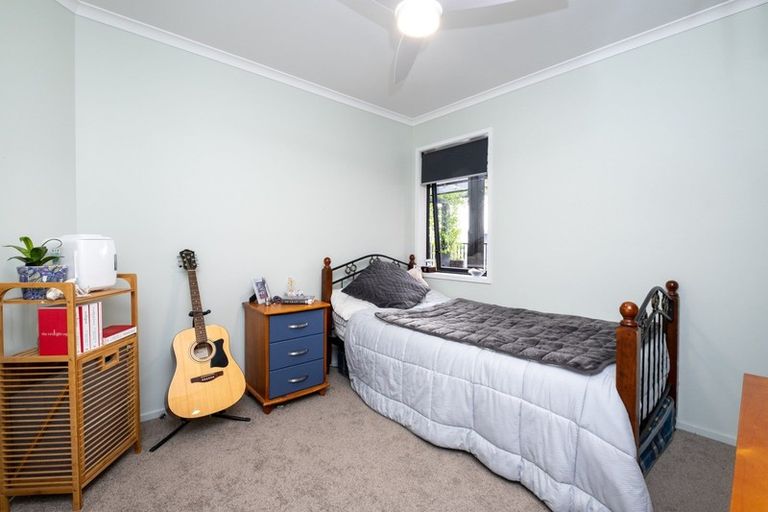 Photo of property in 24 Grooby Place, Havelock North, 4130