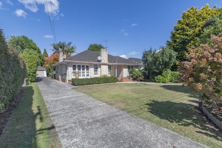 Photo of property in 21 Clevedon Road, Papakura, 2110