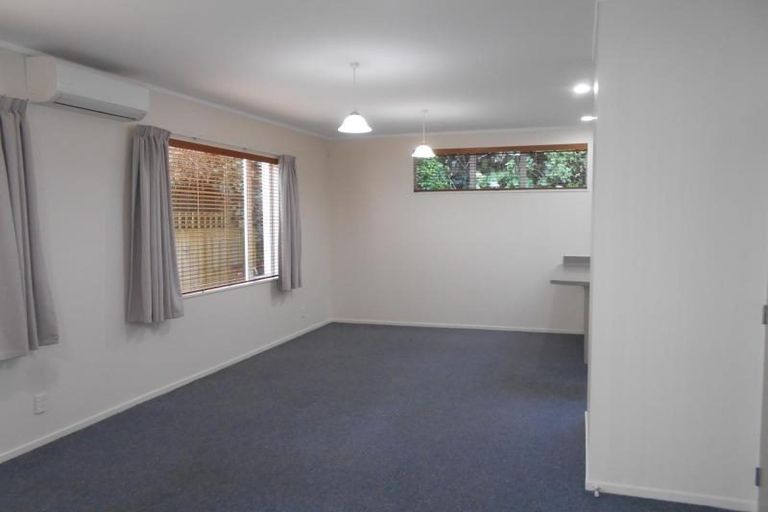 Photo of property in 130 Awarua Street, Ngaio, Wellington, 6035