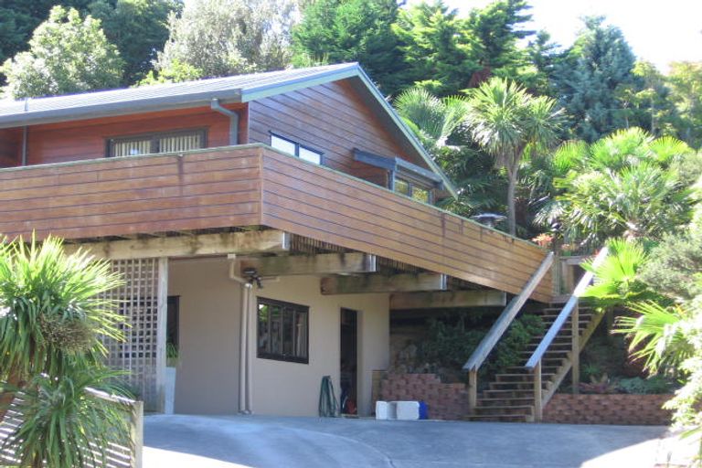 Photo of property in 39 Topliss Drive, Northcross, Auckland, 0632