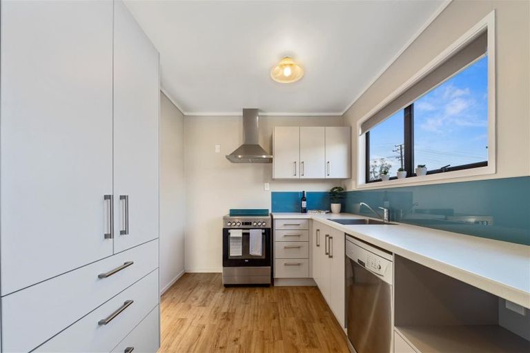 Photo of property in 10 Chaucer Place, Owhata, Rotorua, 3010