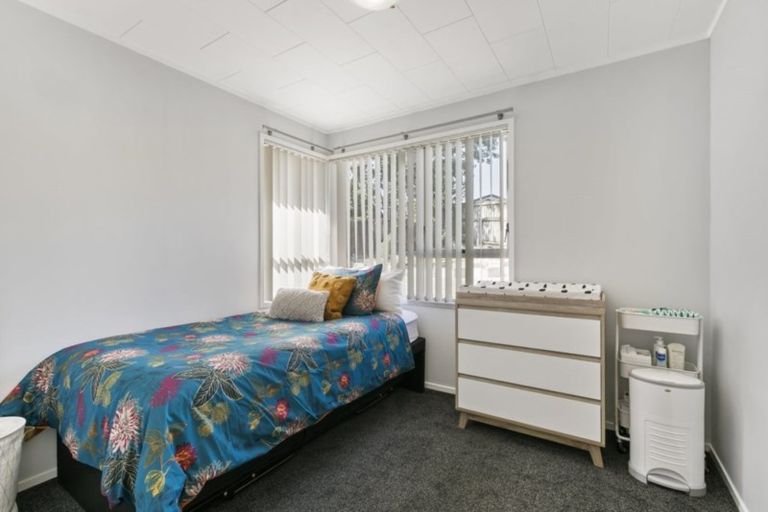 Photo of property in 52 Redcrest Avenue, Red Hill, Papakura, 2110