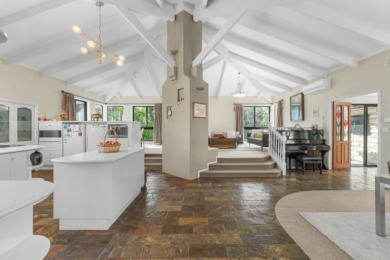 Photo of property in 6 Golden Elm Lane, Upper Riccarton, Christchurch, 8041