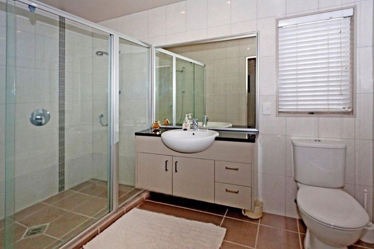 Photo of property in 29d Paparoa Road, Cockle Bay, Auckland, 2014