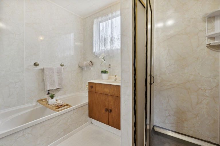 Photo of property in 2e Rennie Street, Green Island, Dunedin, 9018