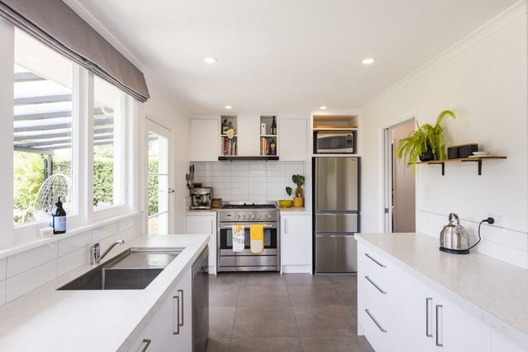 Photo of property in 53 Guy Avenue, Takaro, Palmerston North, 4410