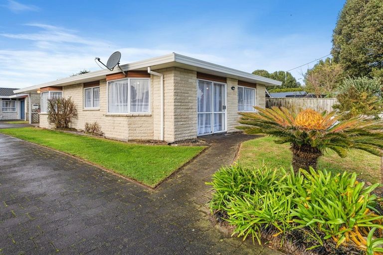 Photo of property in 31 Fitzroy Road, Fitzroy, New Plymouth, 4312