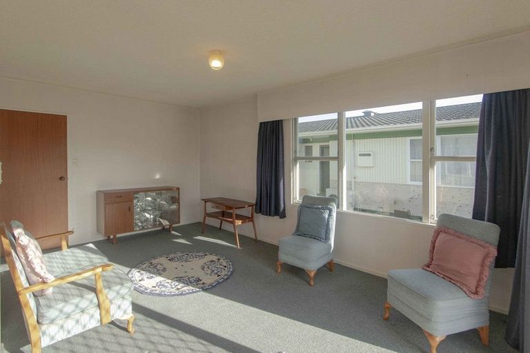 Photo of property in 7/90 Gloucester Street, Greenmeadows, Napier, 4112