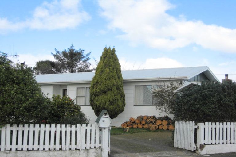 Photo of property in 49 Strathmore Avenue, Levin, 5510