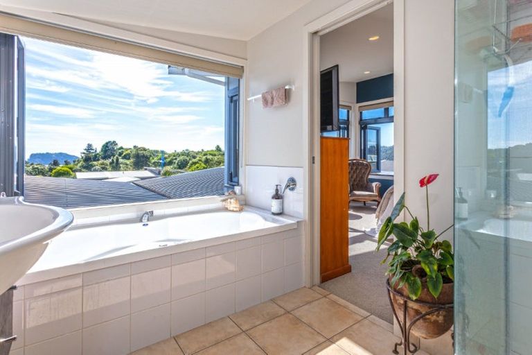 Photo of property in 103 Estuary View, Whangamata, 3620