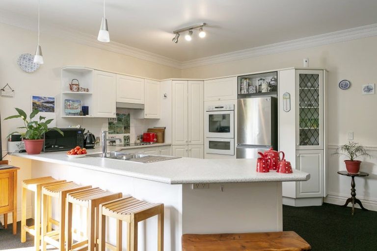 Photo of property in 13 Highland Drive, Acacia Bay, Taupo, 3385